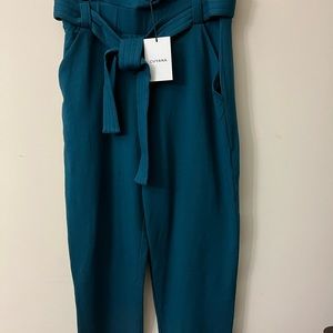 FRENCH TERRY BELTED CROPPED PANT